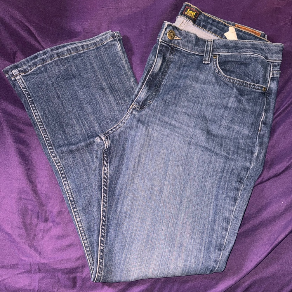 Lee Women's Boot Cut Jeans in Medium Blue Wash
